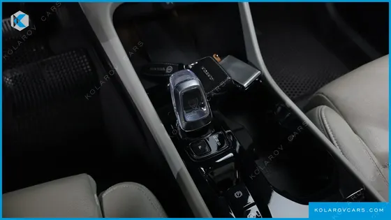 VOLVO XC40 B4 ULTIMATE BRIGHT