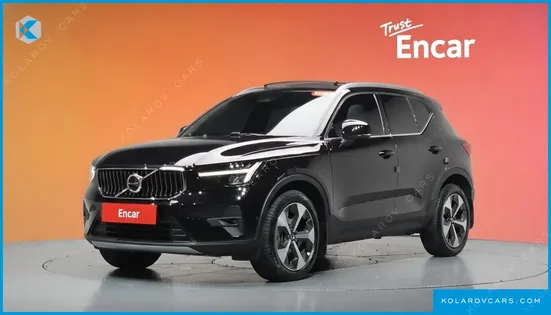 VOLVO XC40 B4 ULTIMATE BRIGHT