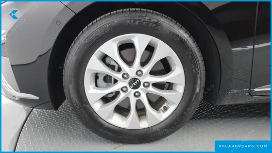 KIA K8 2.5 GASOLINE 2WD