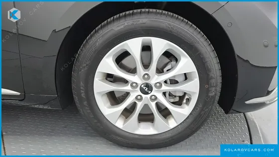 KIA K8 2.5 GASOLINE 2WD