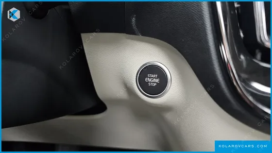 VOLVO XC40 B4 ULTRA BRIGHT