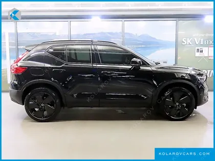 VOLVO XC40 B4 BLACK EDITION