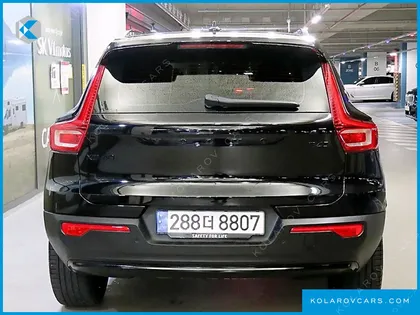 VOLVO XC40 B4 BLACK EDITION
