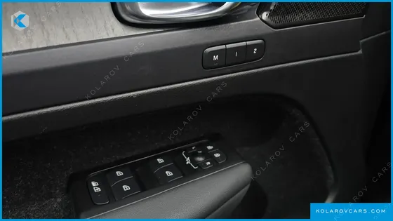 VOLVO XC40 B4 INSCRIPTION