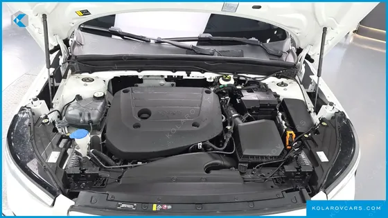 VOLVO XC40 B4 ULTIMATE BRIGHT
