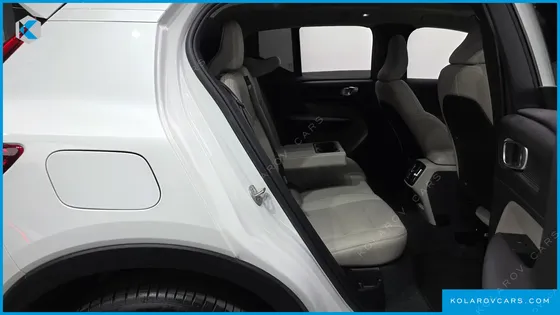 VOLVO XC40 B4 ULTIMATE BRIGHT