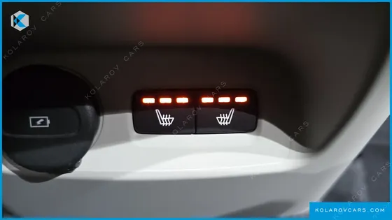 VOLVO XC40 B4 ULTIMATE BRIGHT