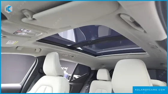 VOLVO XC40 B4 ULTIMATE BRIGHT
