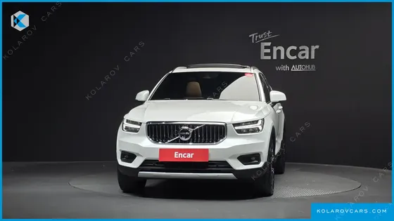 VOLVO XC40 B4 INSCRIPTION