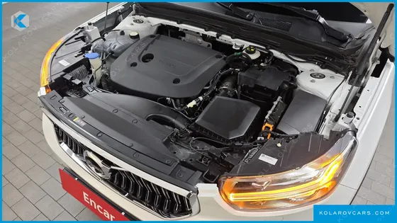VOLVO XC40 B4 INSCRIPTION