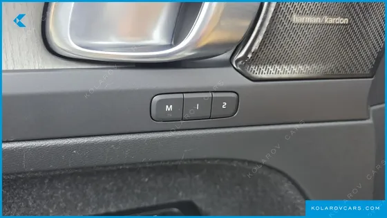 VOLVO XC40 B4 INSCRIPTION