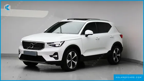 VOLVO XC40 B4 ULTRA BRIGHT