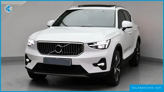 VOLVO XC40 B4 ULTRA BRIGHT