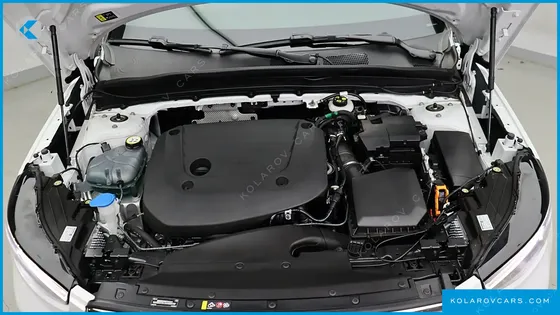 VOLVO XC40 B4 ULTRA BRIGHT