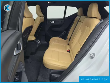 VOLVO XC40 B4 INSCRIPTION