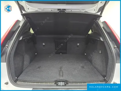 VOLVO XC40 B4 INSCRIPTION