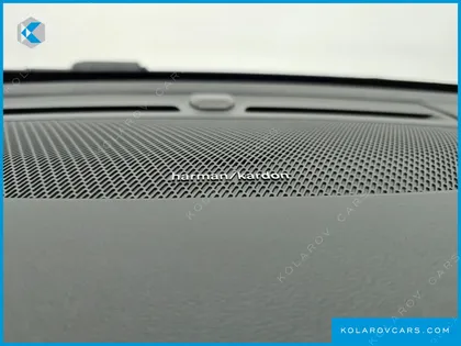 VOLVO XC40 B4 INSCRIPTION
