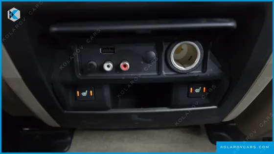 LAND ROVER DISCOVERY 3.0 SDV6 HSE