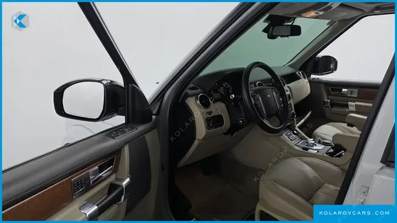 LAND ROVER DISCOVERY 3.0 SDV6 LANDMARK EDITION