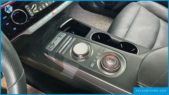 GENESIS GV70 E-AWD