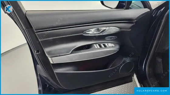 GENESIS GV70 E-AWD