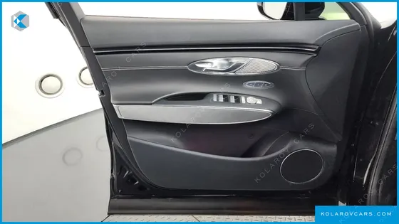 GENESIS GV70 E-AWD