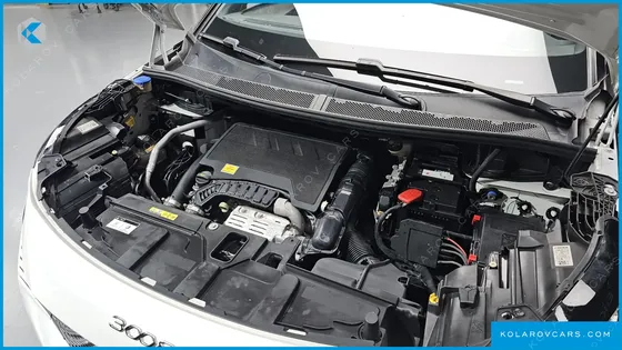 PEUGEOT 3008 1.2 PURE TECH GT