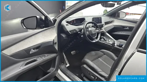 PEUGEOT 3008 1.2 PURE TECH GT