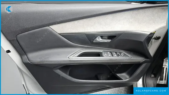 PEUGEOT 3008 1.2 PURE TECH GT