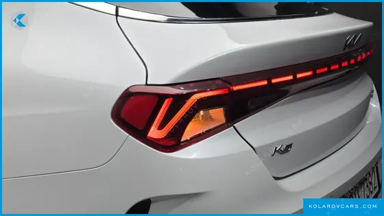 KIA K5 SIGNATURE