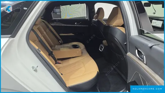 KIA K5 SIGNATURE