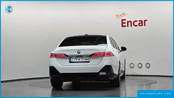 BMW 5 SERIES 520I M SPORT