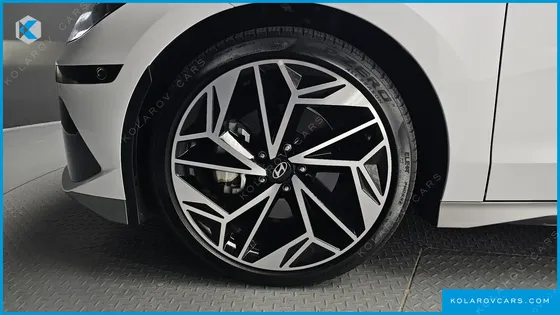 HYUNDAI IONIQ 6 LONG RANGE