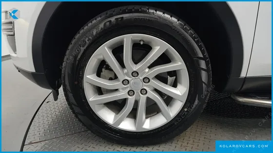 LAND ROVER DISCOVERY SPORT 2.0 TD4 SE (150PS)