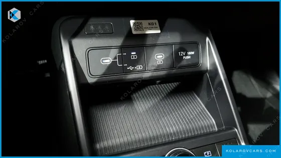 HYUNDAI KONA GASOLINE 2.0 2WD