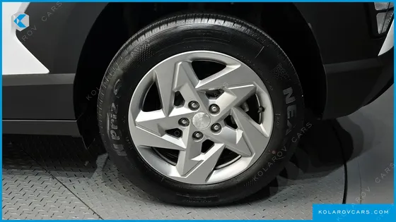 HYUNDAI KONA GASOLINE 2.0 2WD