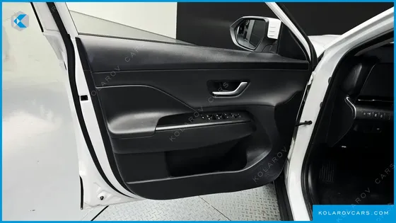 HYUNDAI KONA GASOLINE 2.0 2WD