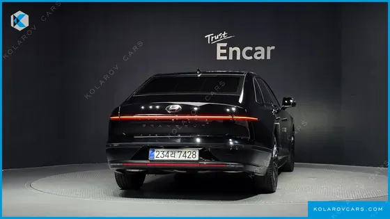 HYUNDAI GRANDEUR CALLIGRAPHY