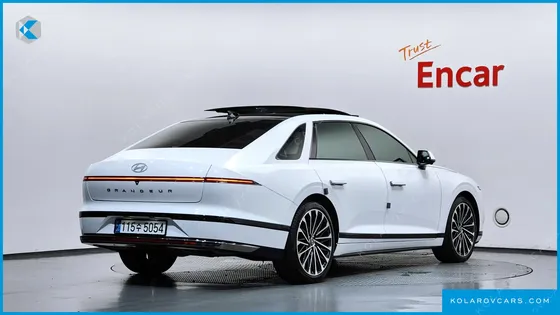 HYUNDAI GRANDEUR CALLIGRAPHY