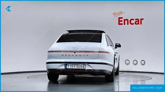 HYUNDAI GRANDEUR CALLIGRAPHY