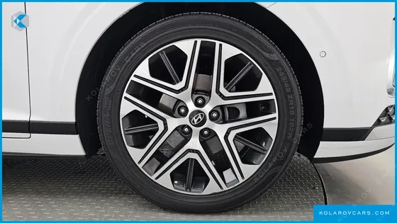 HYUNDAI GRANDEUR EXCLUSIVE