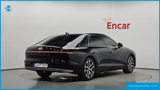 HYUNDAI GRANDEUR EXCLUSIVE