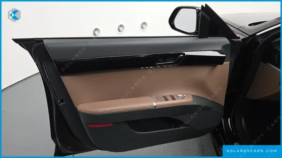 HYUNDAI GRANDEUR PREMIUM