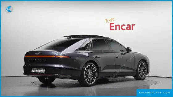 HYUNDAI GRANDEUR CALLIGRAPHY