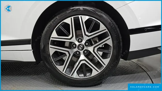 HYUNDAI GRANDEUR EXCLUSIVE