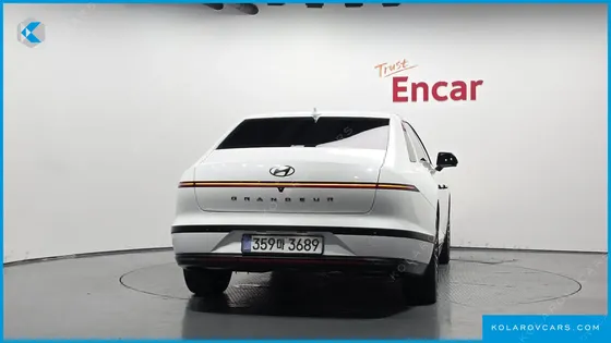 HYUNDAI GRANDEUR HONORS