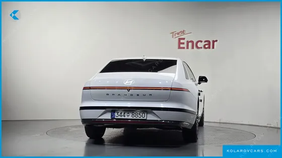 HYUNDAI GRANDEUR CALLIGRAPHY