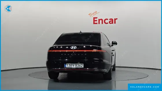 HYUNDAI GRANDEUR CALLIGRAPHY