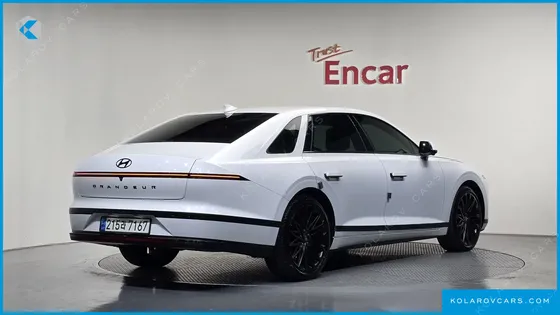HYUNDAI GRANDEUR CALLIGRAPHY