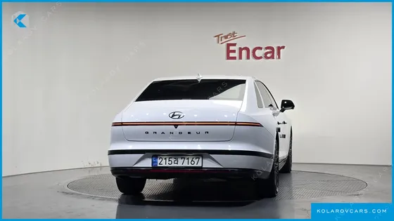 HYUNDAI GRANDEUR CALLIGRAPHY